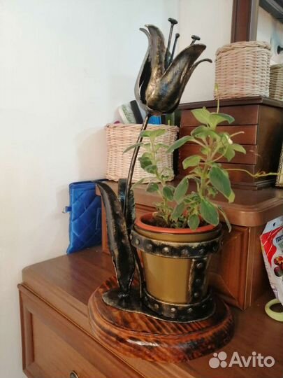 Цветы из металла