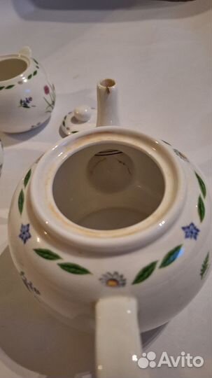 Чайник, сахарница, сливочник, молочник. Англия