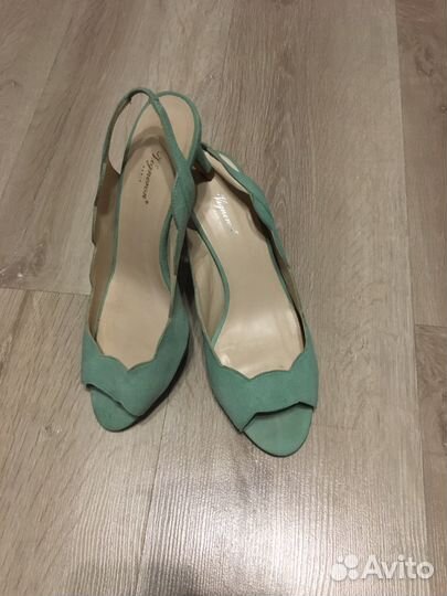Босоножки кожа 38р