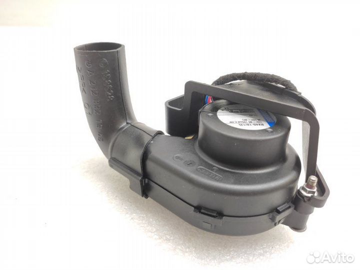 Вентилятор охлаждения Mercedes-Benz Cls-Class W218