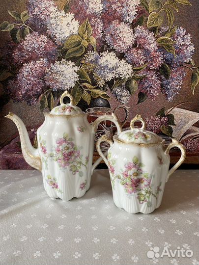 Сахарница и чайник