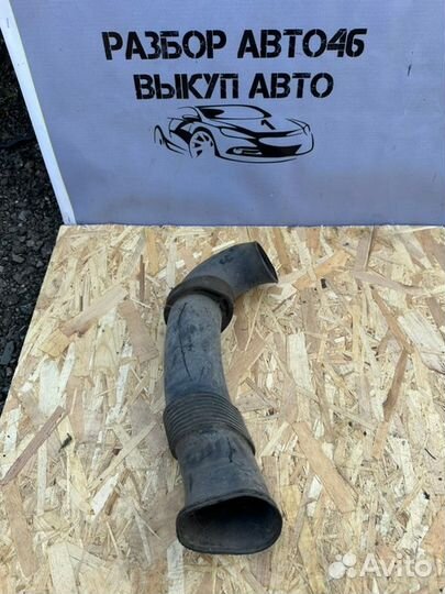 Патрубок воздушного фильтра Volkswagen Touareg 4.2