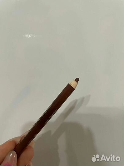 Карандаш для губ Clarins