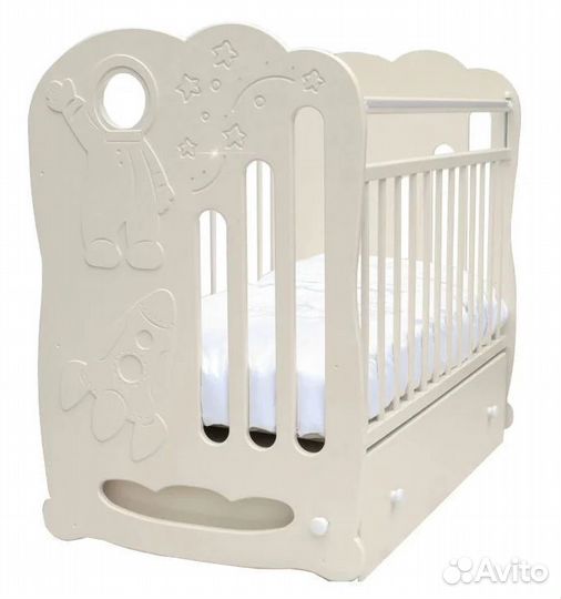 Детская кровать с маятником цвет айвори