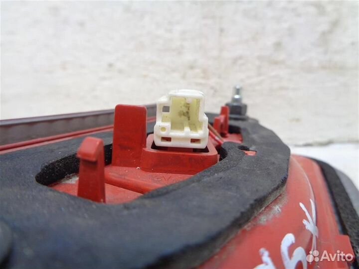 Фонарь задний (стоп сигнал) Nissan Juke (F15) 201