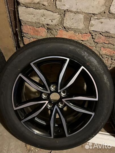 Yokohama BluEarth E70 215/55 R17 26K