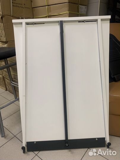 Флипчарт магнитно-маркерный на треноге