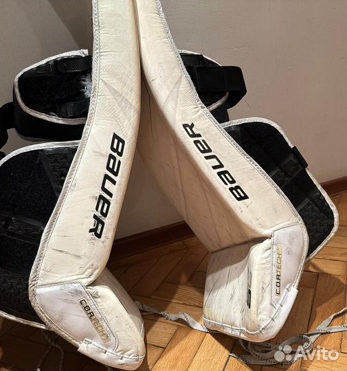 Bauer supreme 2Spro senior XS Щитки вратарские