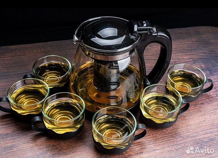 Чайник с кружками в наличии