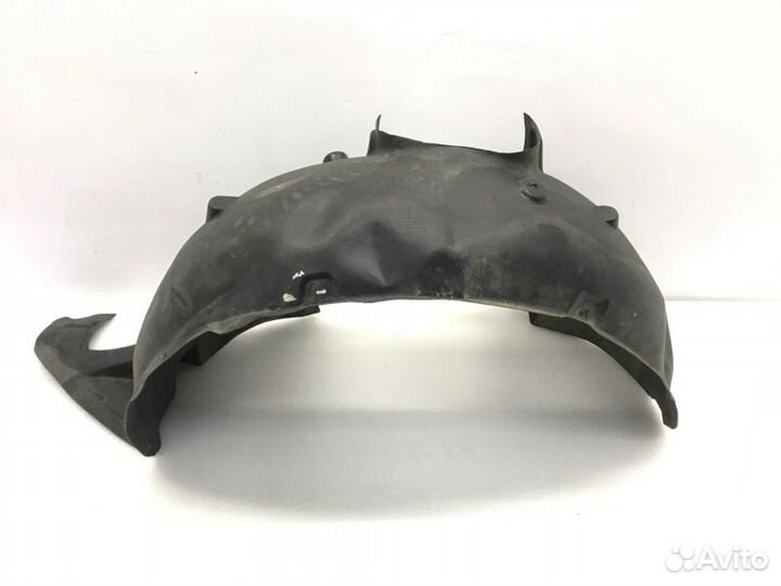 Подкрылок передний левый Skoda Octavia 1.6 cwva