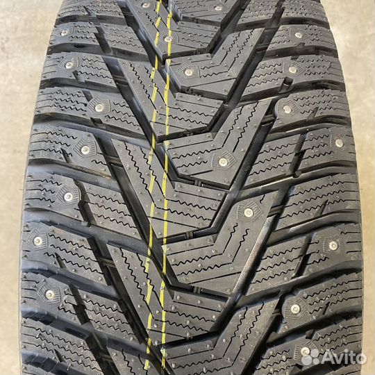 Hankook Winter i'Pike X W429A 225/70 R16 107T