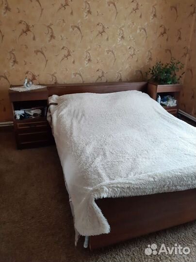 Спальный гарнитур