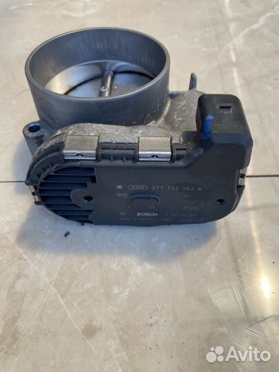 Дроссельная заслонка Audi A8 D3