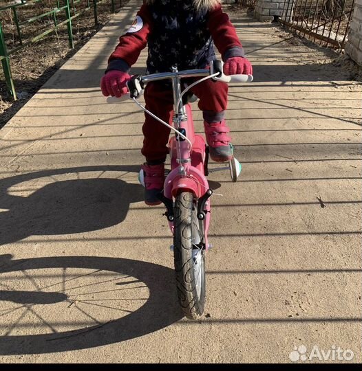 Детский велосипед, радиус 14