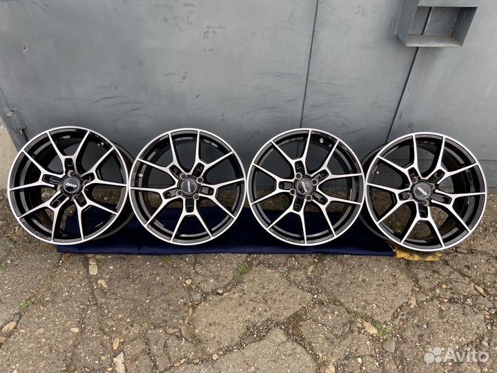 Литые диски R17 4/100 Rays Веста Рио Солярис
