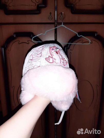 Шапка для девочки новая
