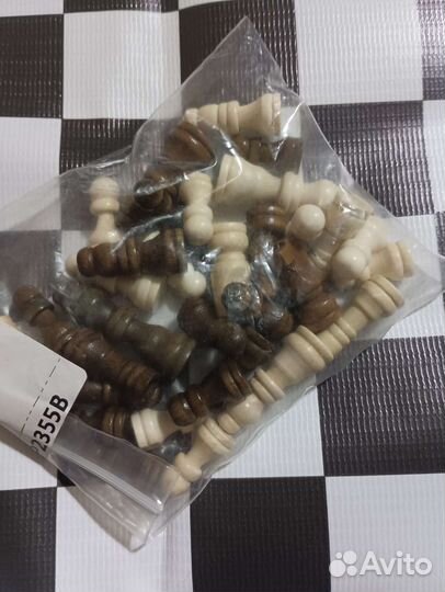 Шахматы и доска (клеёнка)