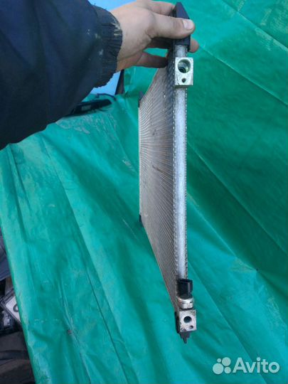 Радиатор кондиционера Nissan X-trail T31