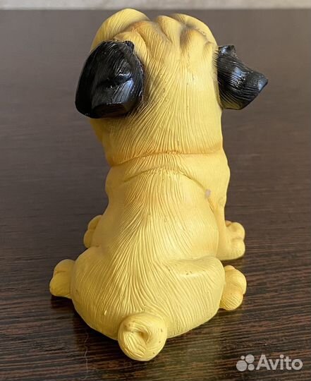 Мопс из гипса