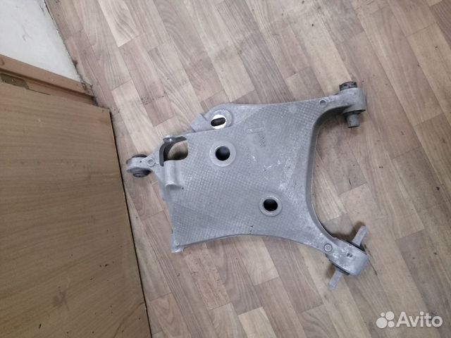 Рычаг нижний поперечный Volvo XC90