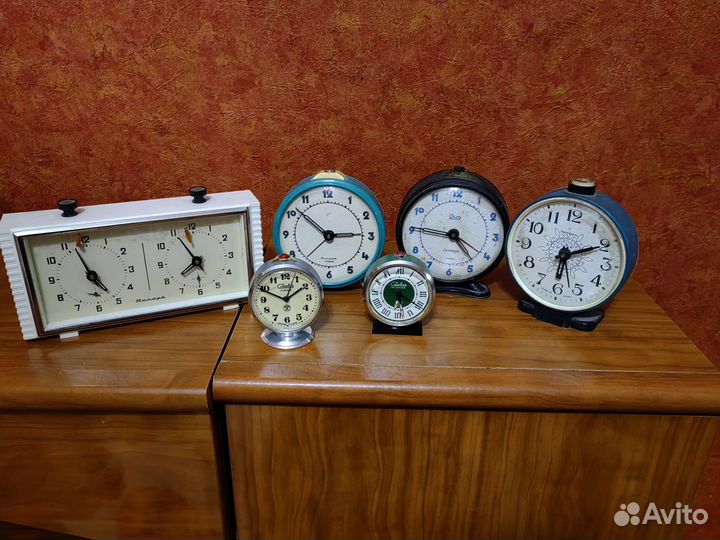 Часы и будильники СССР