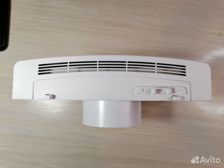 Стеновое гигрорегулируемое приточное устройство