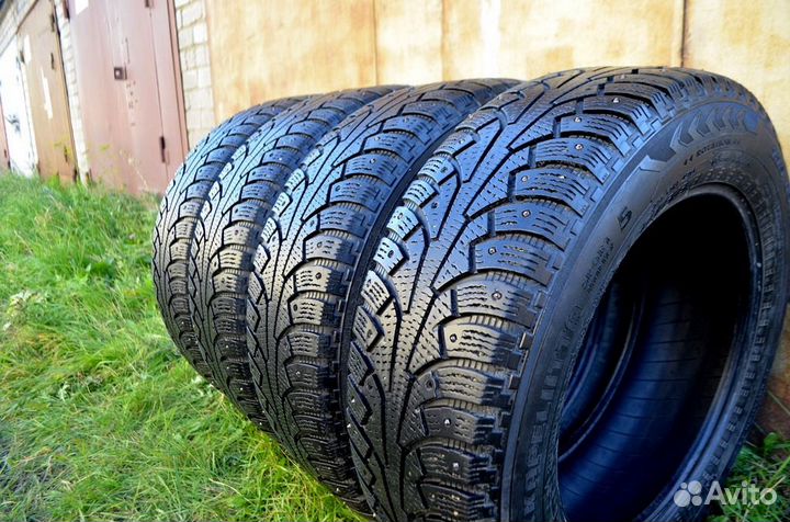 Nokian Tyres Hakkapeliitta 5 SUV 225/65 R17