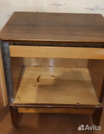 Тумбочка прикроватная винтаж