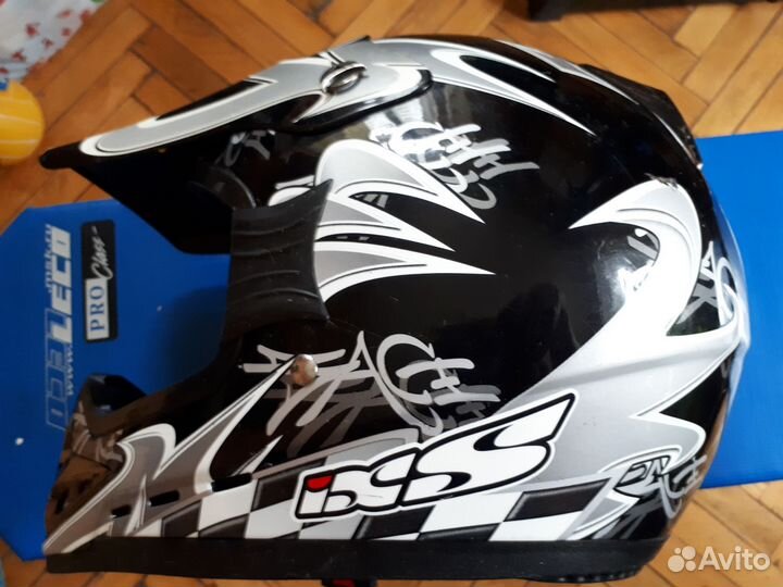 Шлем кроссовый IXS