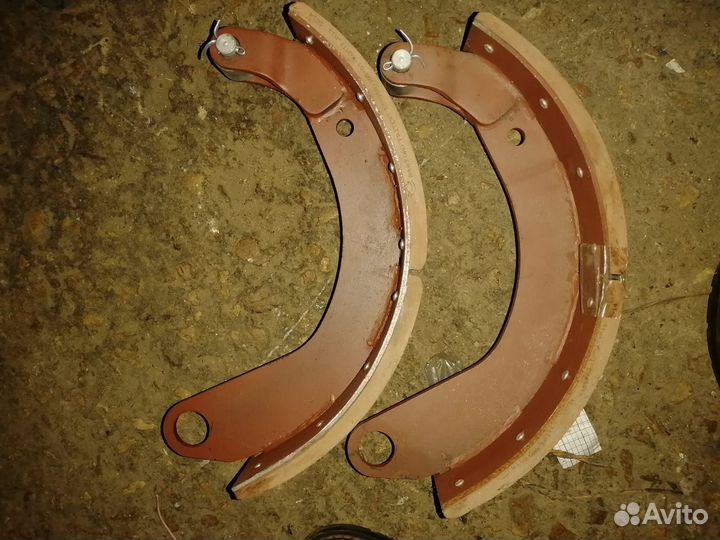 Колодка с накл. с роликом н/о паз