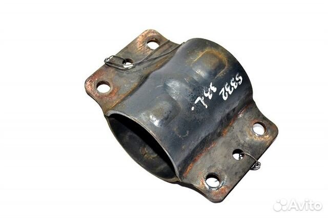 Кронштейн крыла ведущего моста, задний левый scani