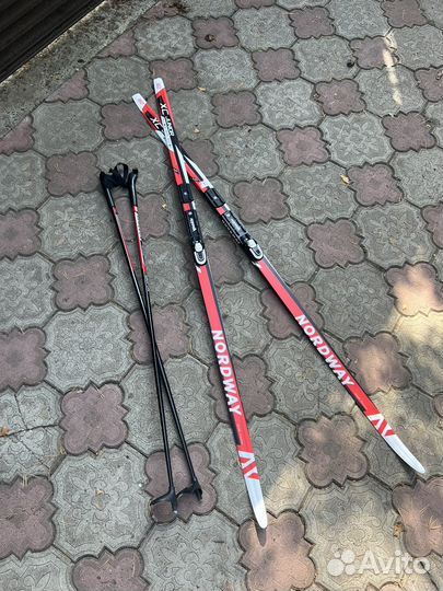 Лыжи беговые с ботинками