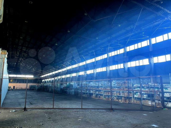 Производственные помещения до 12 400 м²