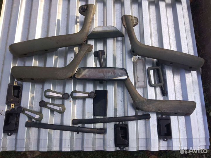 Запчасти на bmw е23