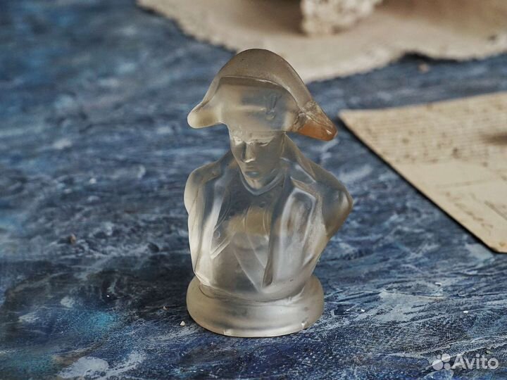 Статуэтка наполеон старинная