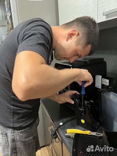 Ремонт кофемашин, кофеварок. Чистка кофемашин