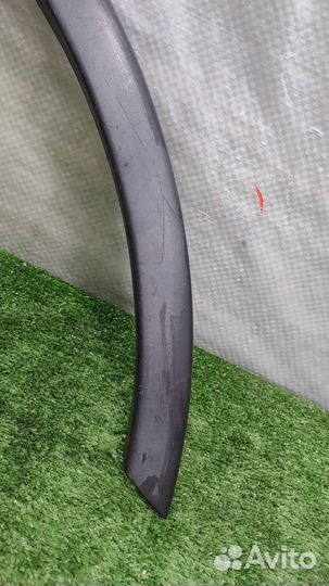 Молдинг крыла заднего левого Subaru Tribeca WX 20