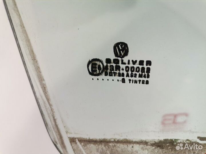 Стекло двери передней правой Volkswagen Passat B5