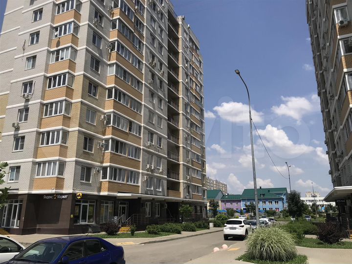 Торговое помещение с арендатором, 159.2 м²