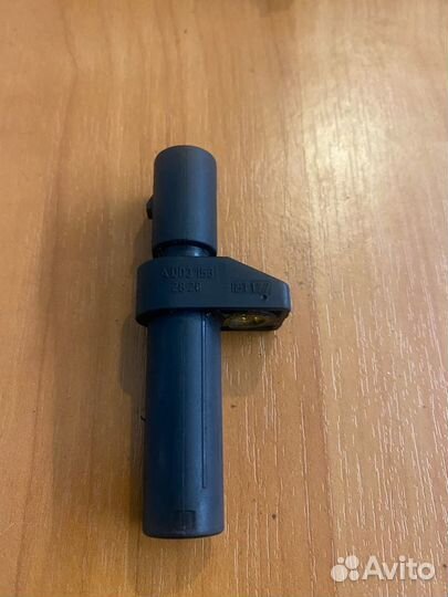 Датчик положения коленвала mercedes А0031532828