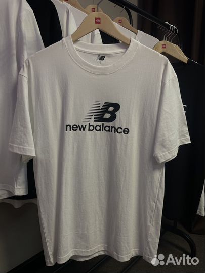 Футболка NEW balance