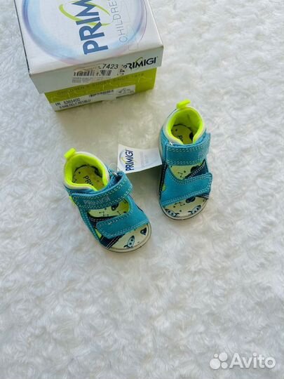 Сандалии 18 р Primigi Италия новые замша