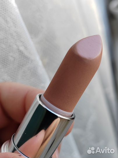 Помада MAC acting natural silky matte 624