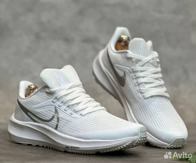 Nike pegasus trail 2 белые2 разм. 43