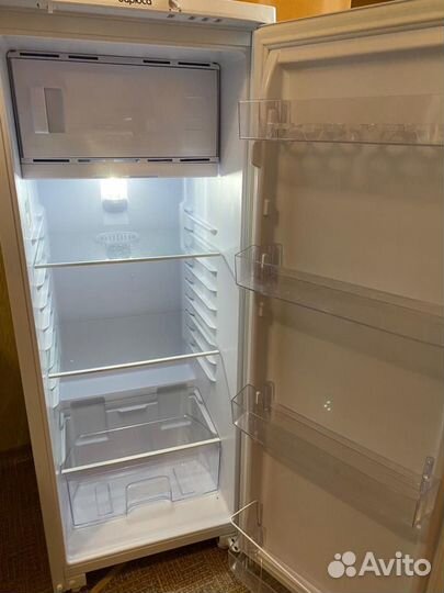 Холодильник бирюса 110 как новый