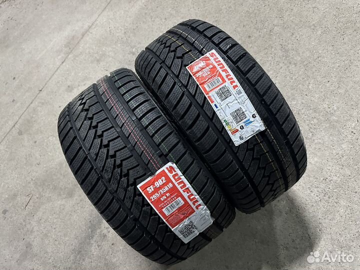 Sunfull SF982 245/40 R18 и 265/35 R18 97V