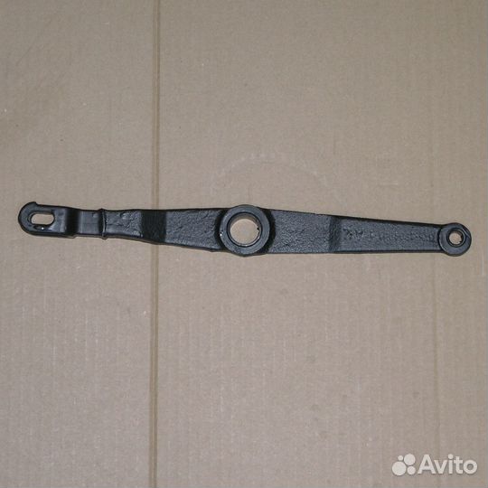 Поводок блокировки дифференциала раздаточной короб