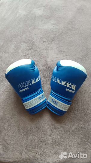 Боксерские перчатки