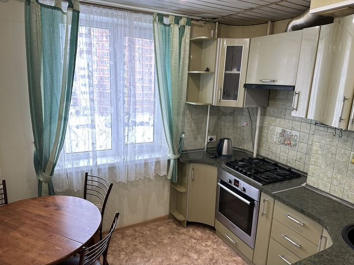 3-к. квартира, 68 м², 6/9 эт.