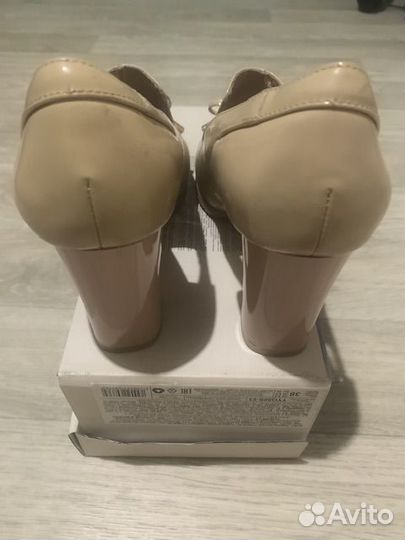 Туфли женские 37,5 размер лайковые